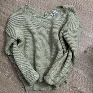 Women’s sweater